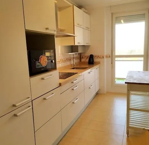 Bonito Piso En Solares, Entre Valles Pasiegos Y Playas Apartment *